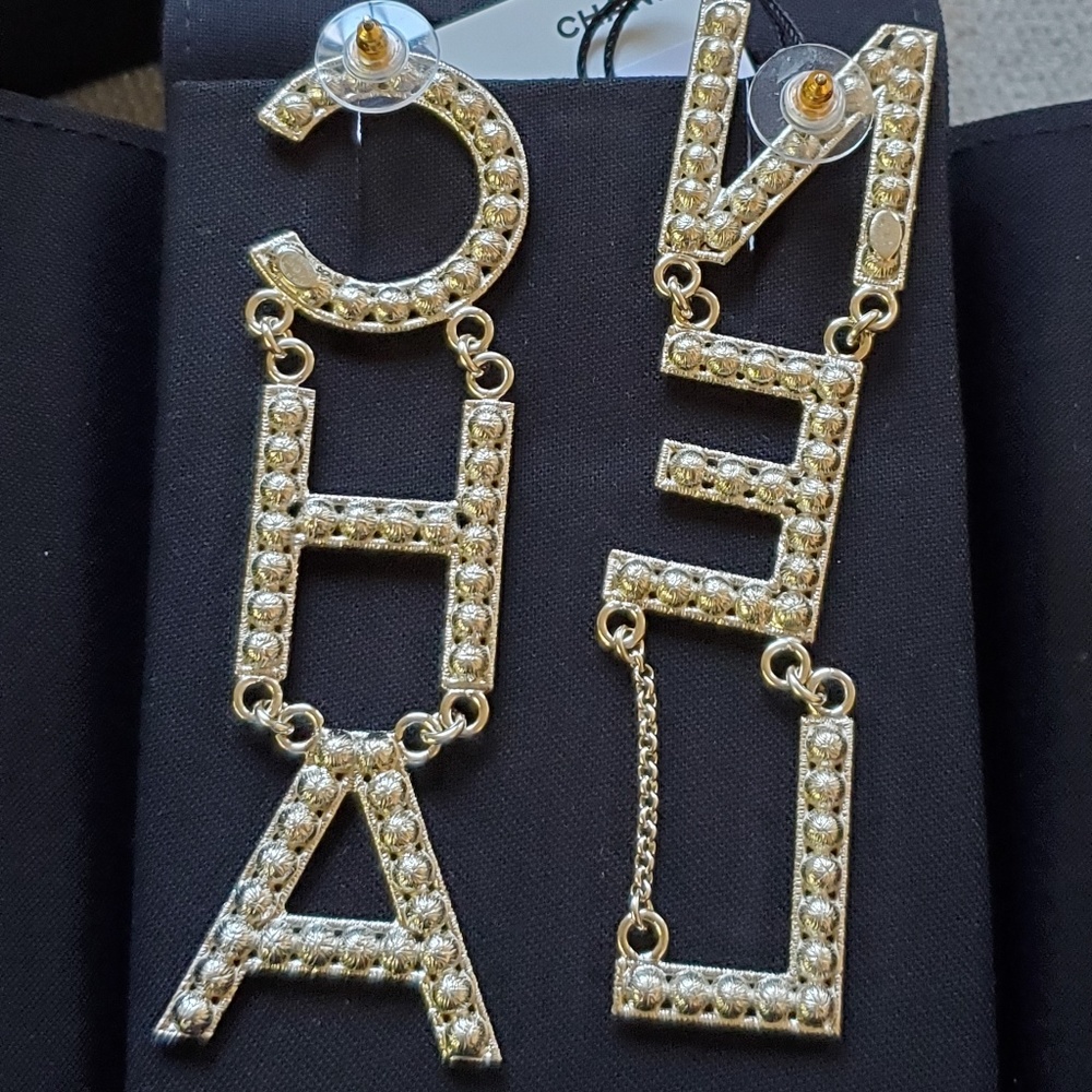 *SOLD*  CHANEL Crystal Letter Earrings - Picture 5 of 6